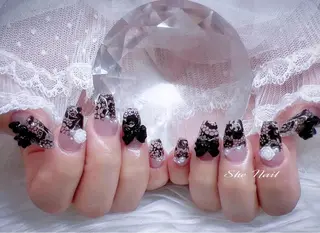 ネイル She   Nail所属・ISA_ BELLAのネイルデザイン