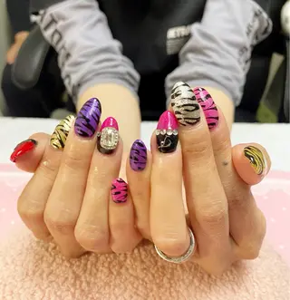 ネイル GＬA D所属・ＧＬAD グラットのネイルデザイン