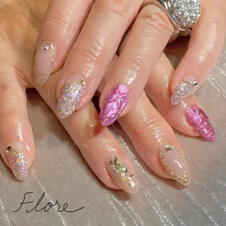 ネイル Flore (フロール)の眉毛・アイブロウイメージ