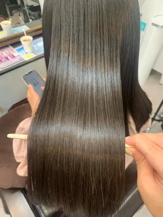 セミロング SALOWIN 銀座一丁目店所属・髪質改善/縮毛矯正 🎀小林 唯 🎀のヘアスタイル