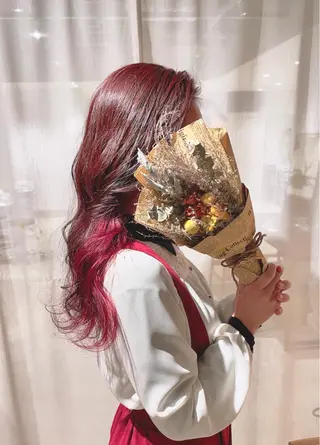 セミロング カラー 渋谷:インナーカラー ／🍒エリカ🍒のヘアスタイル