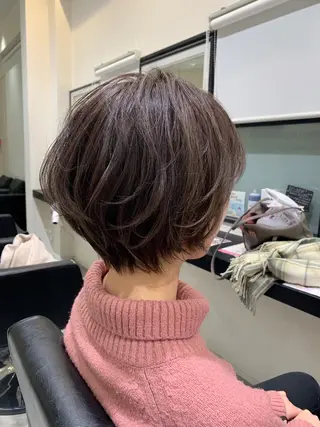 ショート 喜友名 泉樹のヘアスタイル