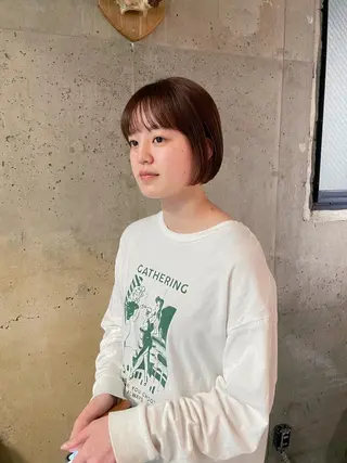 ショート カラー パーマ/レイヤー 岩山丈一郎のヘアスタイル