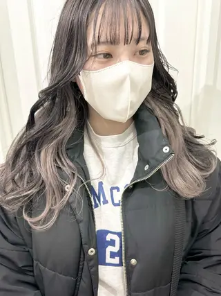 セミロング カラー kai .のヘアスタイル