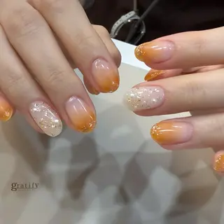 ネイル gratify心斎橋 松本のネイルデザイン