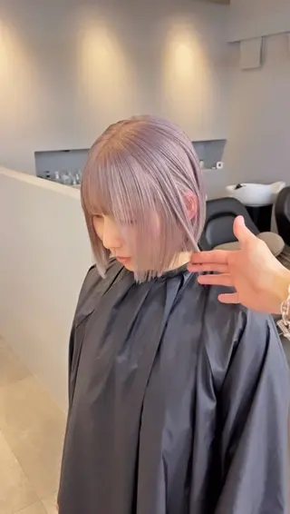 ショート カラー ムラ修正💎 艶髪ハイトーン💎のヘアスタイル