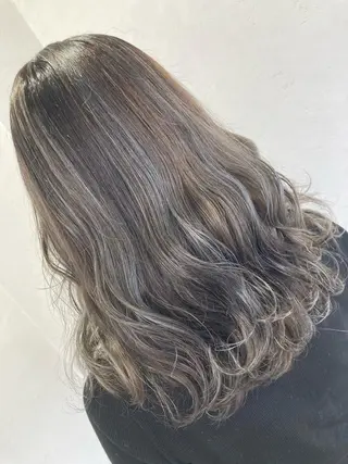 ロング カラー パーマ ブリーチ毛縮毛矯正 👑山口のヘアスタイル