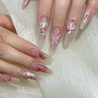 ネイル マギー ネイル🦋のネイルデザイン