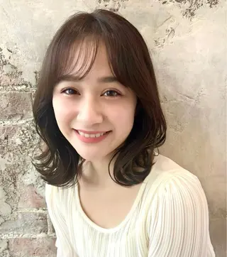 ミディアム カラー 🧡くびれヘア/前髪 顔周り🧡久原結衣のヘアスタイル