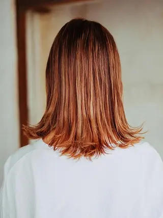 セミロング カラー 艶髪クリエイター🪽 秋田 聖也のヘアスタイル