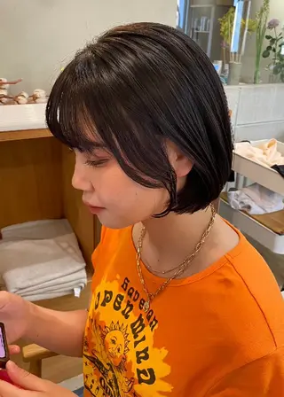 カラー 🌷花屋併設サロン 荘司まゆり🌷のヘアスタイル