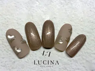 ネイル 新橋 ルキナ スタッフのネイルデザイン