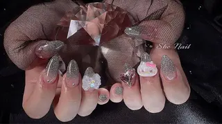 ネイル She   Nail所属・ISA_ BELLAのネイルデザイン
