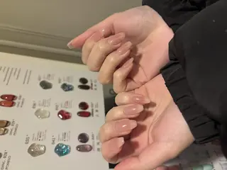 ネイル Hanni ANA.CHUOのネイルデザイン