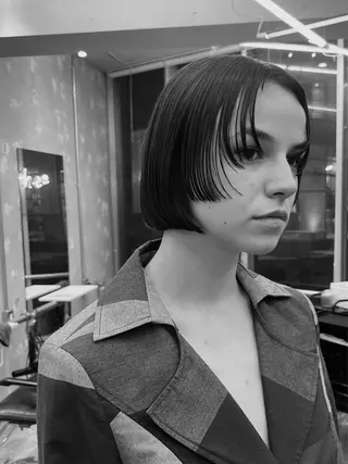 ショート レイヤーカットとハイ トーン/HIROKIのヘアスタイル