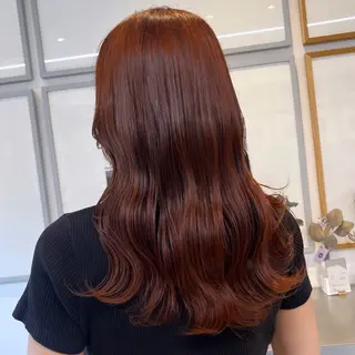 セミロング カラー カジュアルを女っぽく 𝗮𝘆𝗮𝗰𝗼のヘアスタイル