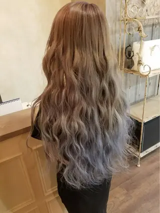 ロング カラー 田井中 悠紀のヘアスタイル