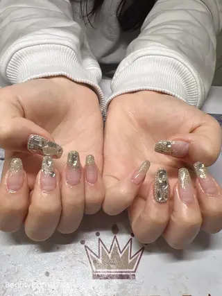 ネイル Guarendo錦糸町店所属・ガレンドウ 白澤 愛子のネイルデザイン