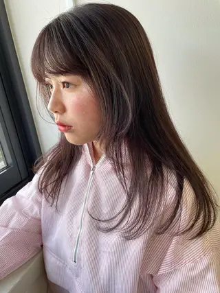 セミロング カラー ナチュラル透明感🌱 小山美樹子のヘアスタイル