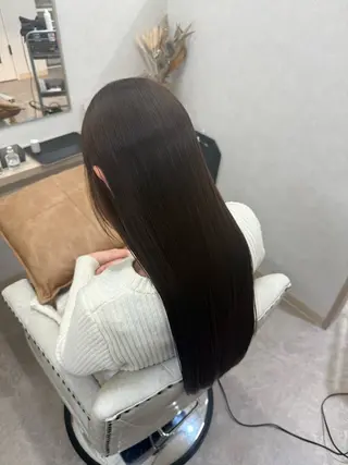 ロング カラー 炭屋 波音のヘアスタイル