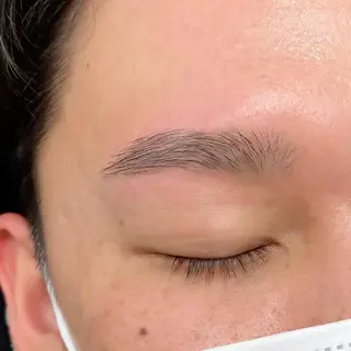 アイブロウ HAYASAKA 韓国風/束感/パリのマツエク・マツパデザイン