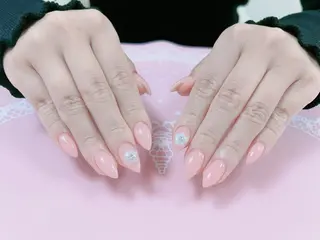 ネイル はぴねす所属・横浜 美夢のネイルデザイン