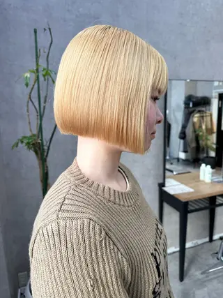 ショート 切りっぱなしボブ/ デザインカラー店長のヘアスタイル