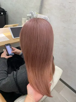 ロング カラー 高橋 芽衣のヘアスタイル