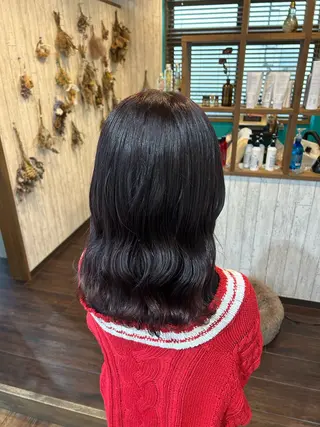 ミディアム カラー 早坂 さくらのヘアスタイル