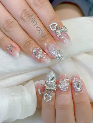 ネイル 🤍Hazel 吉祥寺🤎のネイルデザイン