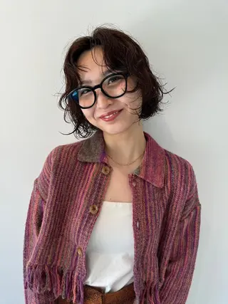 ショート カラー パーマ CEINE＋ officialのヘアスタイル