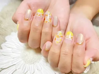 ネイル Yakko pas á pasのネイルデザイン