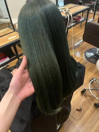 ロング nora吉祥寺所属・新倉 あかねのヘアスタイル