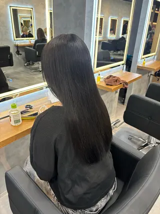 ロング カラー パーマ ヘアアレンジ 透明感ブリーチカラー 🌈TOMOHIROのヘアスタイル