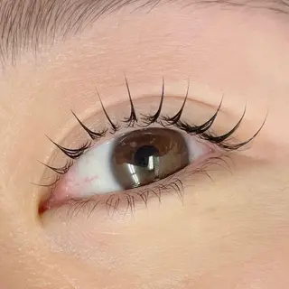 マツエク・マツパ Eyelash Salon frau 新百合ヶ丘店所属・frau 涼香の眉毛・アイブロウイメージ