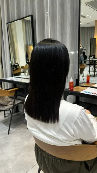 セミロング view osaka ♡なみね♡のヘアスタイル