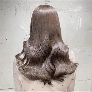 カラー うる艶🤍春のトレン ドヘア🤍上野美容室のヘアスタイル