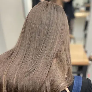 ミディアム カラー IVY所属・髪質改善/韓国ヘア 顔まわり特化yutoのヘアスタイル