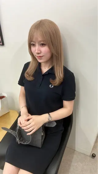 カラー PELE所属・盛れる💖ミルクティ ー💍🎀yuiのヘアスタイル