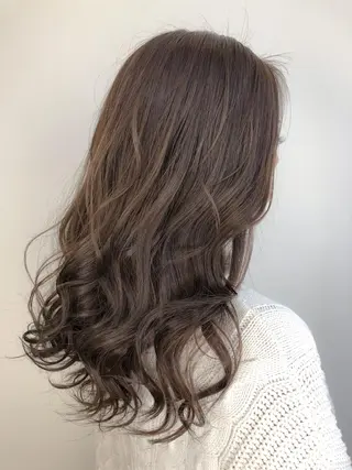 セミロング カラー SALOWIN神戸三宮East店所属・【透明感、艶髪】西村 有司のヘアスタイル