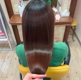 ロング QUATRO WEST所属・渡辺 愛のヘアスタイル