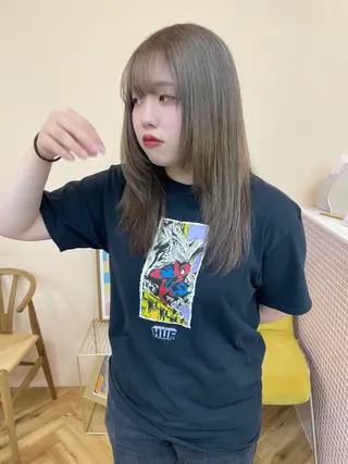 セミロング カラー カットモデル/ ハイトーン/ゆうあのヘアスタイル