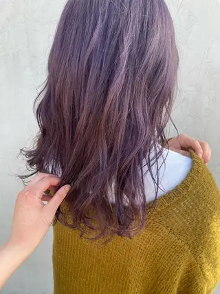 セミロング BE HERE NOW N°04野々市三納店所属・イタヤ マイカのヘアスタイル