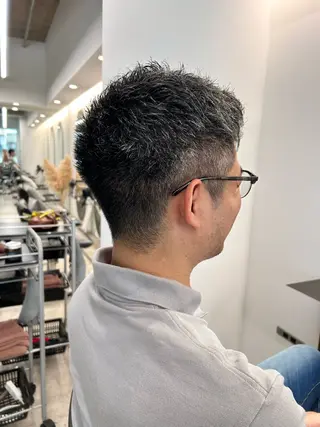 メンズ Of hair Jiyugaoka所属・青木 あおいのヘアスタイル