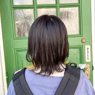 ミディアム BRITS 渡辺 菜々子のヘアスタイル