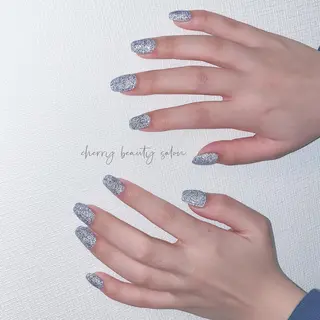 ミディアム ネイル SAKURA 🍒のネイルデザイン