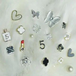 ネイル A85G ayakoのネイルデザイン