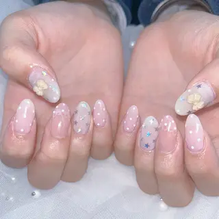 ネイル VIERU YURIのネイルデザイン