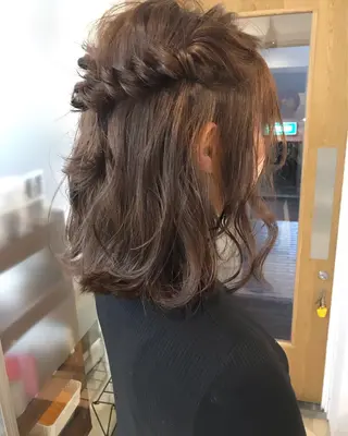 ミディアム ヘアアレンジ Click所属・クニモトハルナ ボブ/柔らかカラーのヘアスタイル
