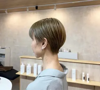 ショート viin〈ビン〉所属・ANNA🎀 杏菜のヘアスタイル